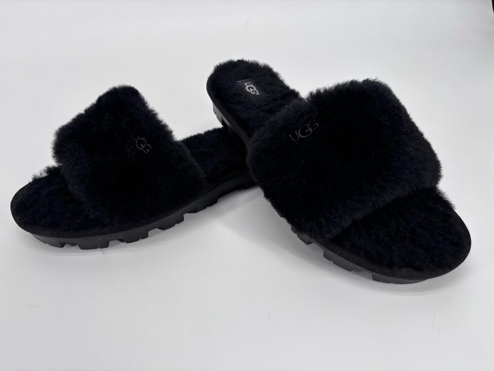 UGG womens 8 black shearling slide cozy winter casual loungewear fuzzy slippers